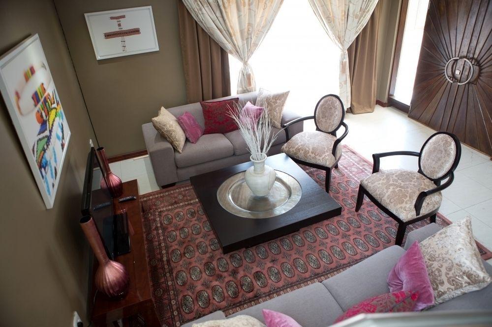 Zazas Guesthouse And Spa Soweto Exterior photo